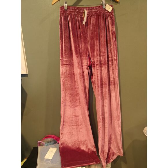 PINK Victoria's Secret Pants - Vs Pink Mauve velour pants with rhinestone "P" Medium NWT
